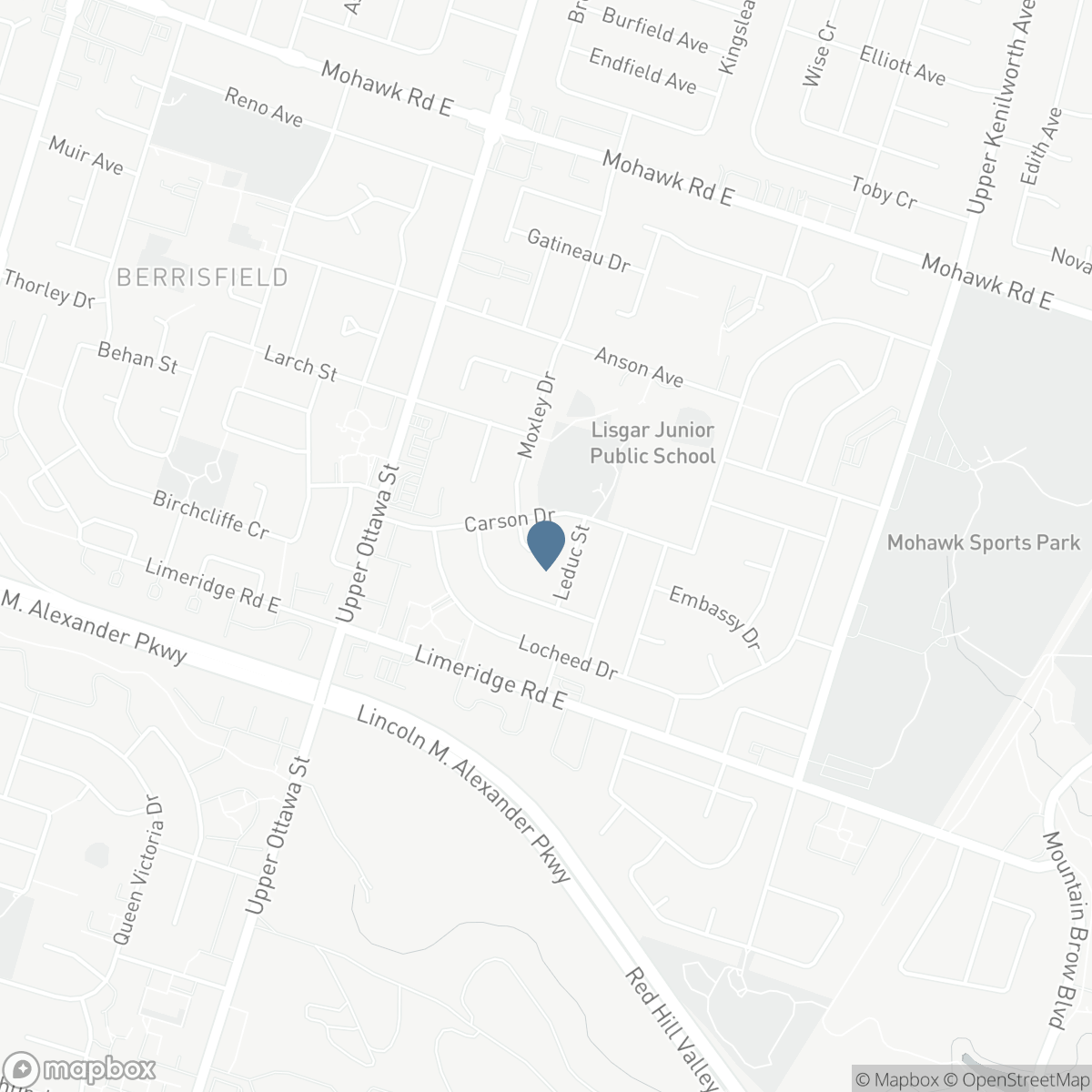151 MOXLEY COURT, Hamilton, Ontario L8T 4S2